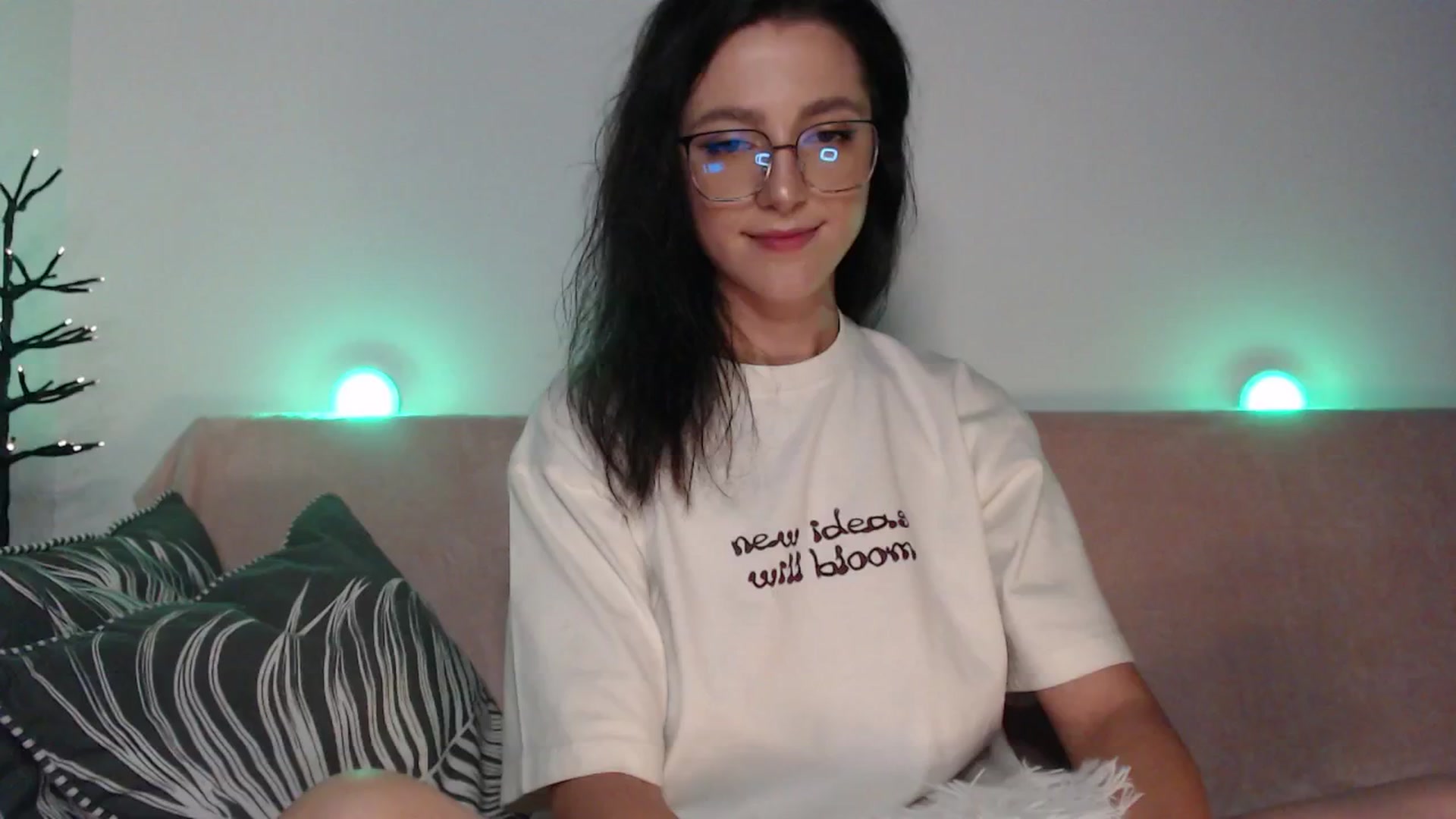 Gallery image thumbnail from IamNOTbaby's myfreecams stream on, 08/07/2024, 24:26 image 5 of 20