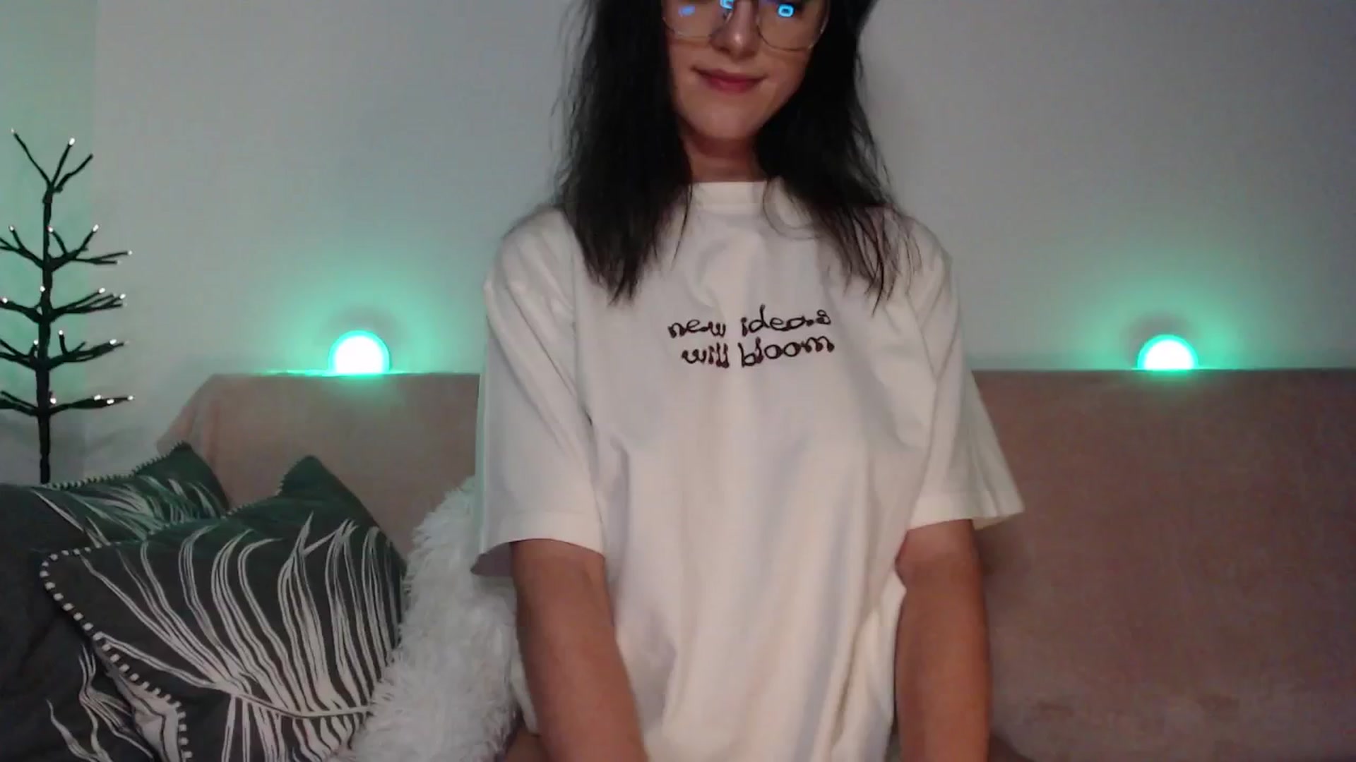 Gallery image thumbnail from IamNOTbaby's myfreecams stream on, 08/07/2024, 24:26 image 12 of 20