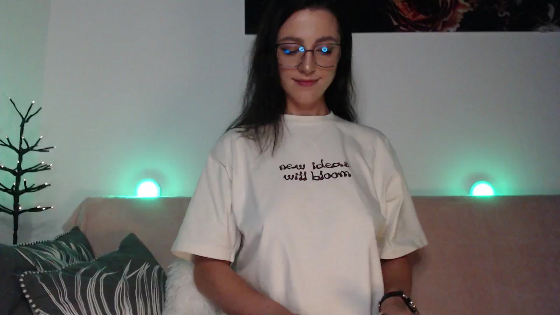 Gallery image thumbnail from IamNOTbaby's myfreecams stream on, 08/07/2024, 24:26 image 10 of 20
