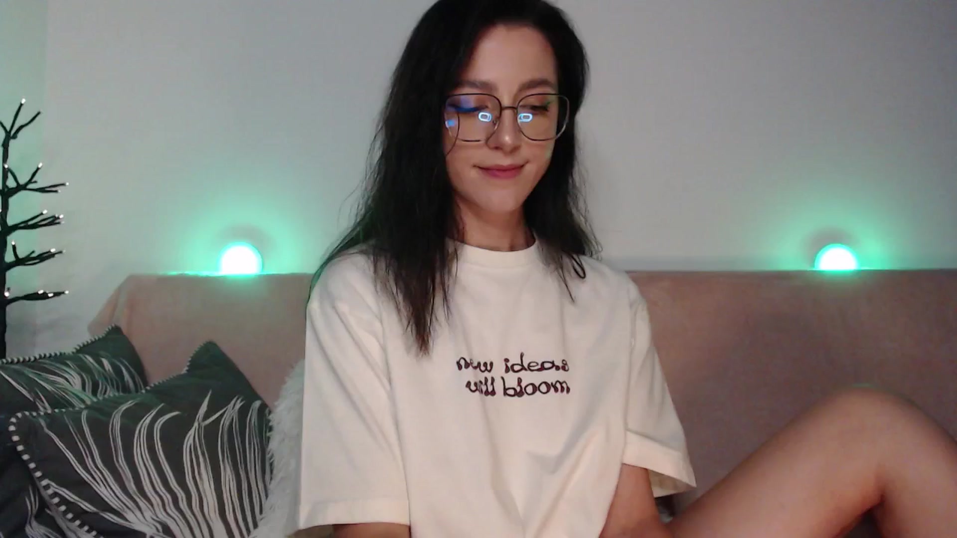Gallery image thumbnail from IamNOTbaby's myfreecams stream on, 08/07/2024, 24:26 image 7 of 20