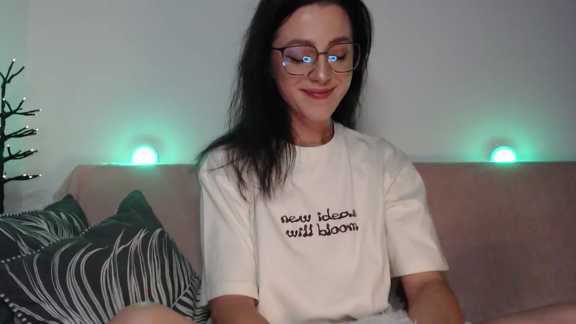 Gallery image thumbnail from IamNOTbaby's myfreecams stream on, 08/07/2024, 24:26 image 3 of 20