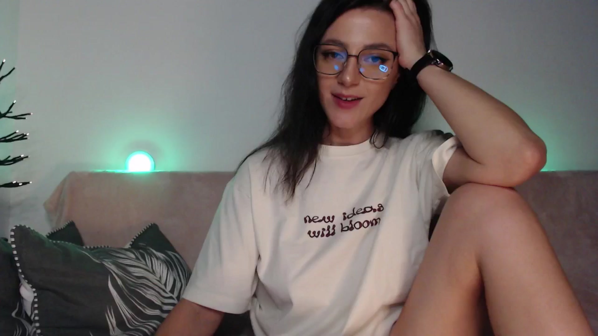 Gallery image thumbnail from IamNOTbaby's myfreecams stream on, 08/07/2024, 02:58 image 10 of 20
