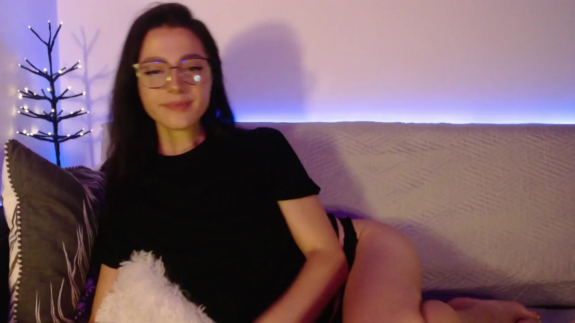 Gallery image thumbnail from IamNOTbaby's myfreecams stream on, 08/10/2024, 24:10 image 15 of 20