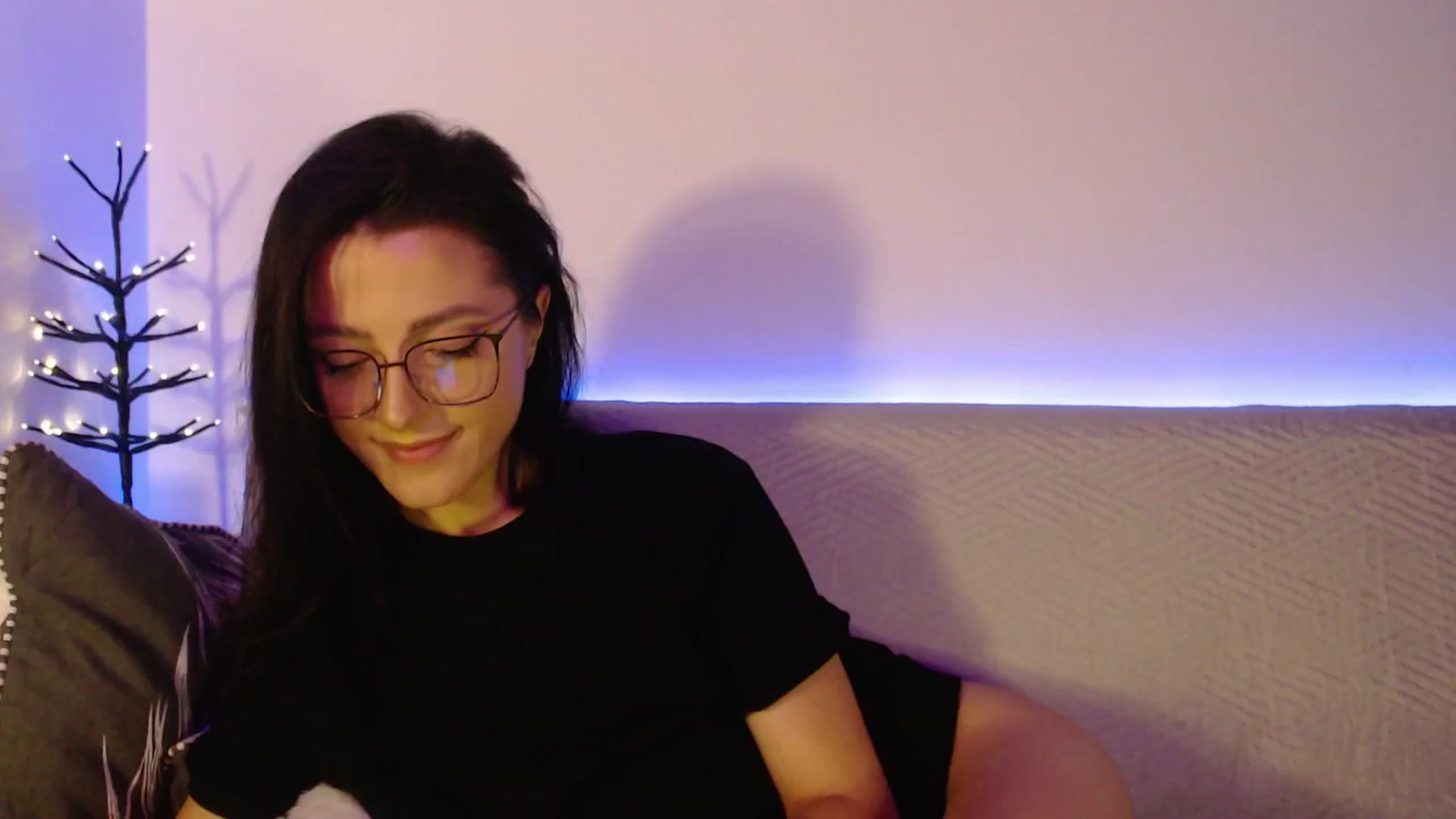 Gallery image thumbnail from IamNOTbaby's myfreecams stream on, 08/10/2024, 24:10 image 4 of 20
