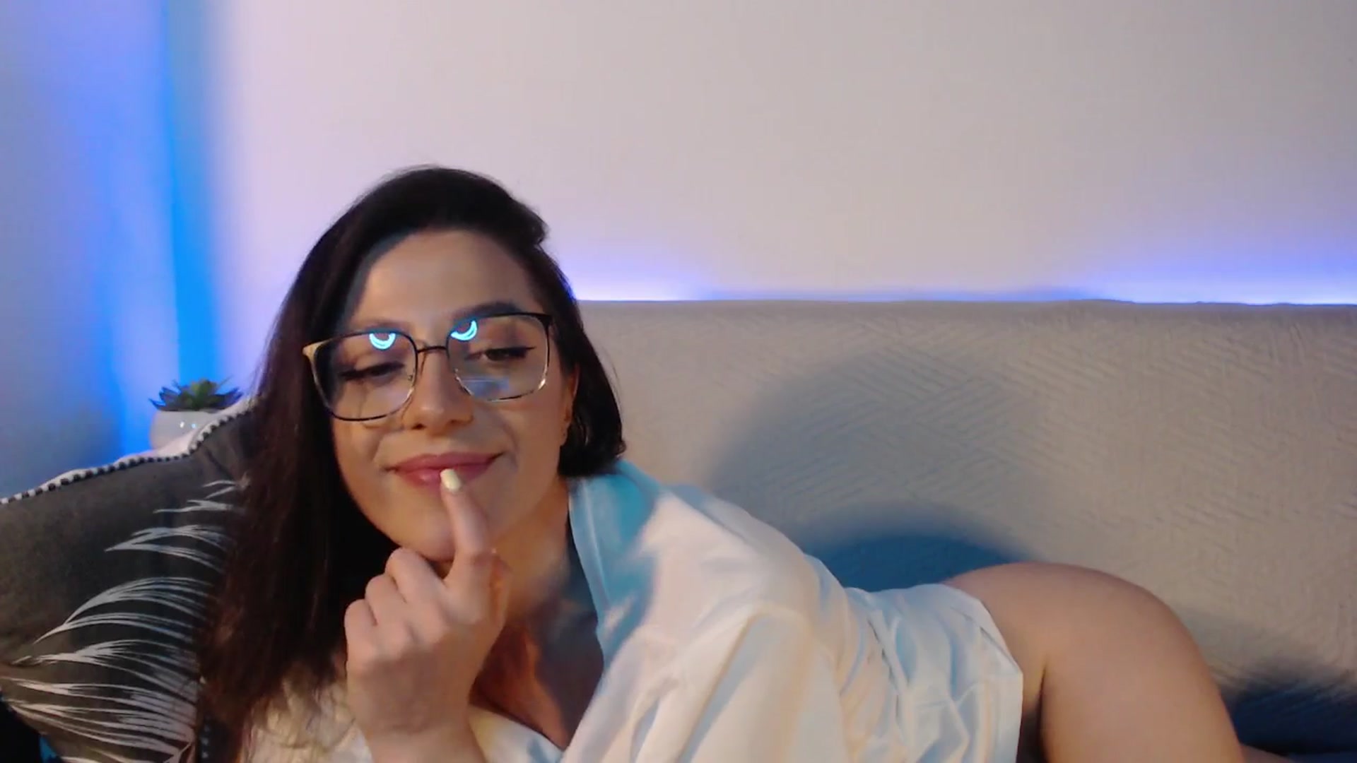 Gallery image thumbnail from IamNOTbaby's myfreecams stream on, 08/23/2024, 02:14 image 16 of 20