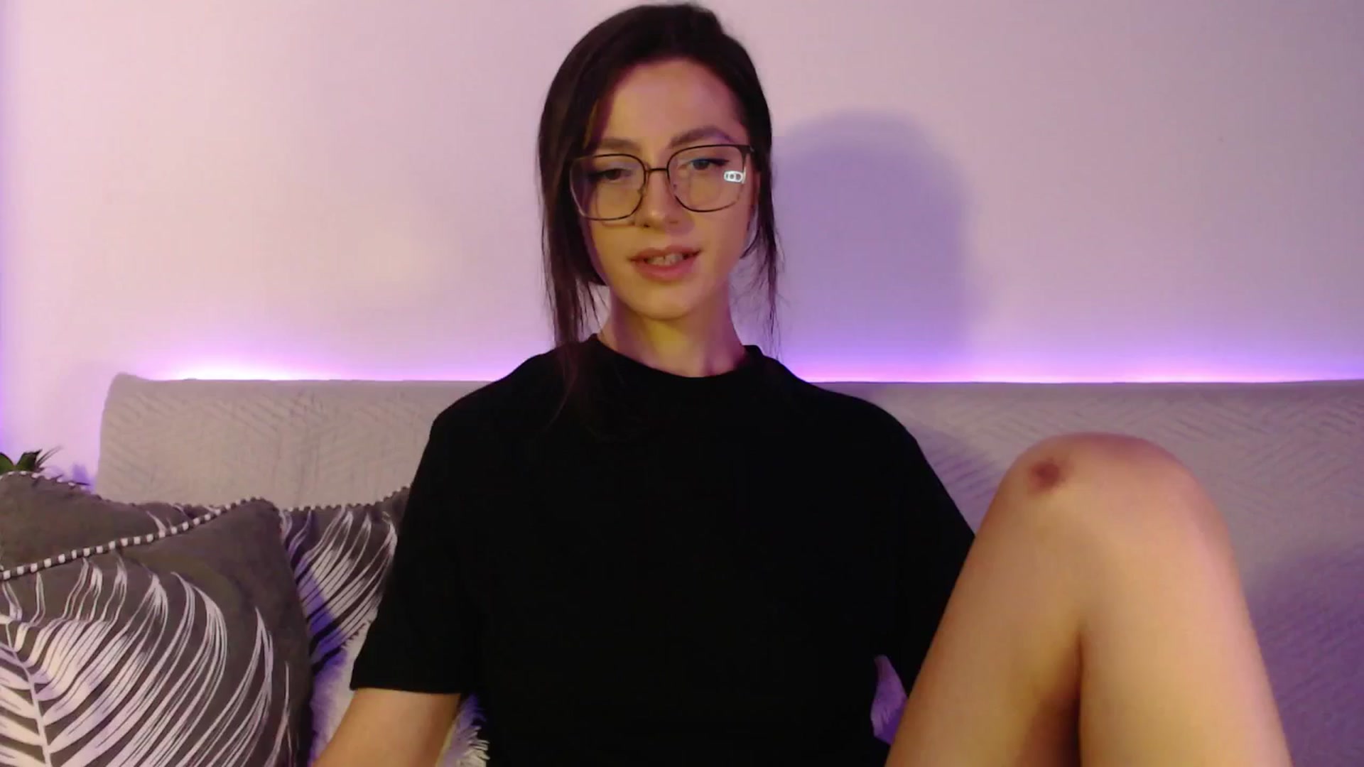 Gallery image thumbnail from IamNOTbaby's myfreecams stream on, 08/28/2024, 23:50 image 13 of 20