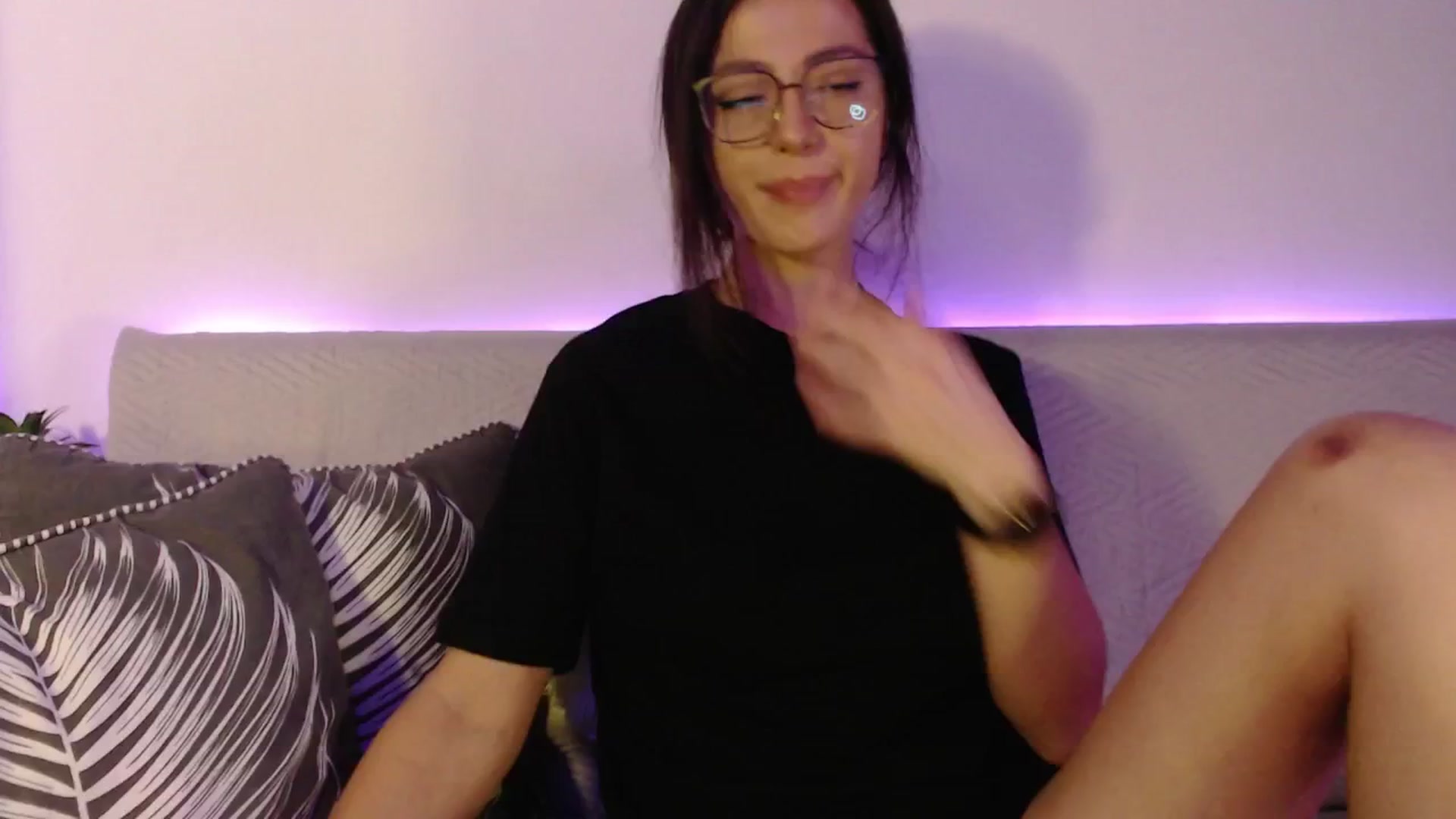 Gallery image thumbnail from IamNOTbaby's myfreecams stream on, 08/28/2024, 23:50 image 18 of 20