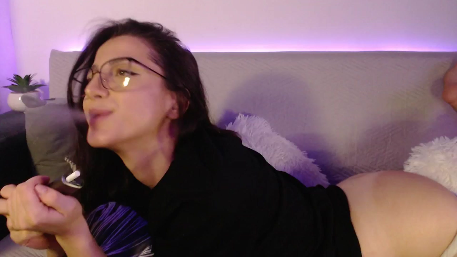 Gallery image thumbnail from IamNOTbaby's myfreecams stream on, 08/29/2024, 24:27 image 13 of 20