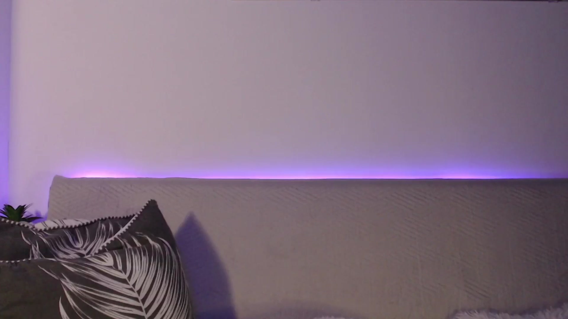 Gallery image thumbnail from IamNOTbaby's myfreecams stream on, 08/29/2024, 01:58 image 14 of 20