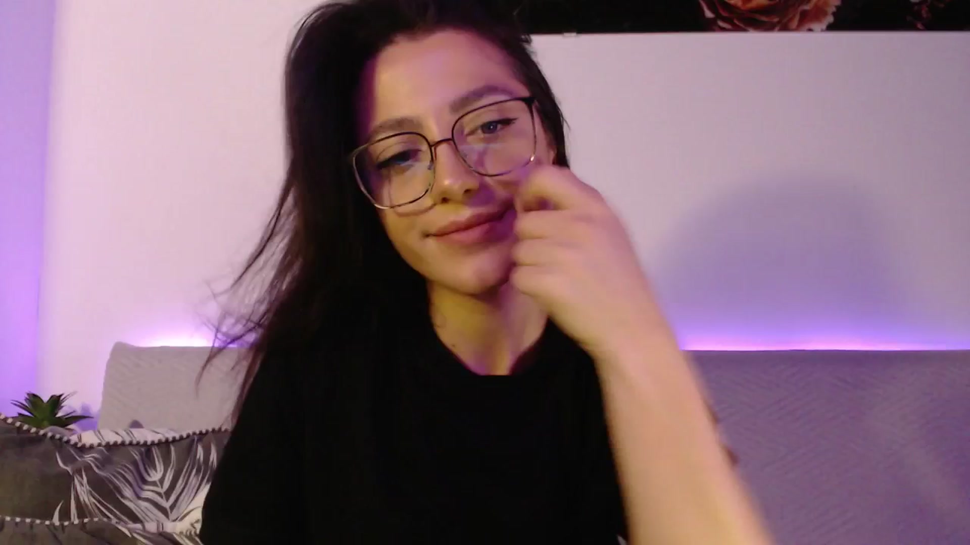 Gallery image thumbnail from IamNOTbaby's myfreecams stream on, 08/29/2024, 01:58 image 1 of 20
