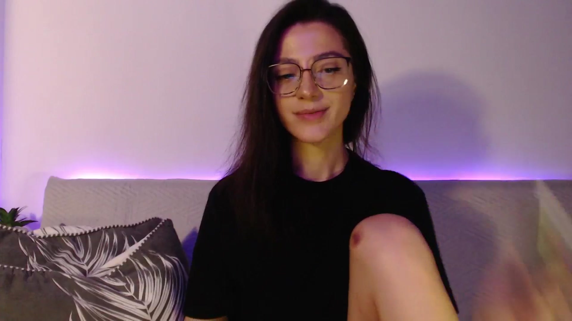 Gallery image thumbnail from IamNOTbaby's myfreecams stream on, 08/29/2024, 01:58 image 16 of 20