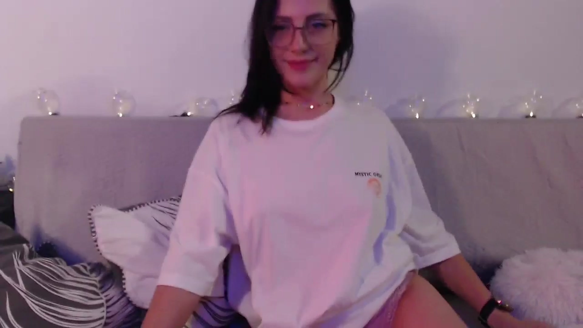 Gallery image thumbnail from IamNOTbaby's myfreecams stream on, 09/17/2024, 11:58 image 11 of 20