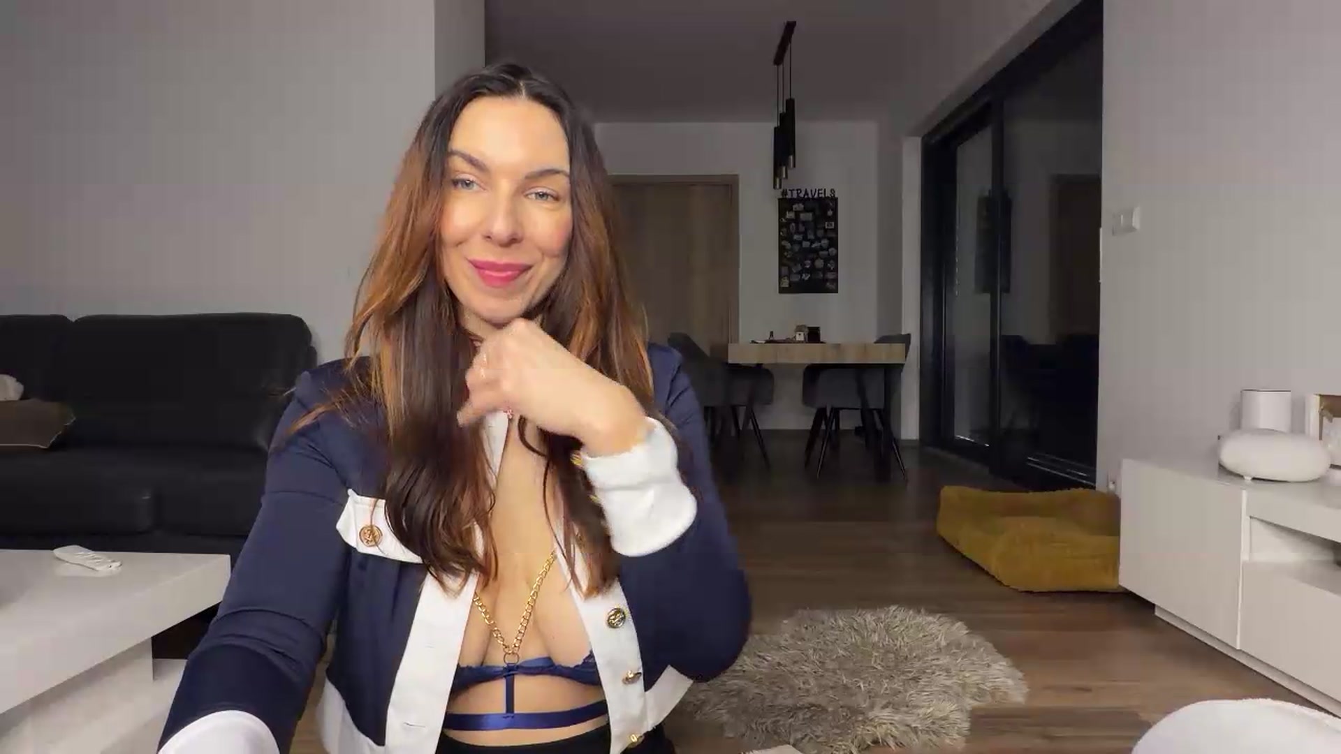 Gallery image thumbnail from IamTess's myfreecams stream on, 05/15/2026, 05:37 image 17 of 20