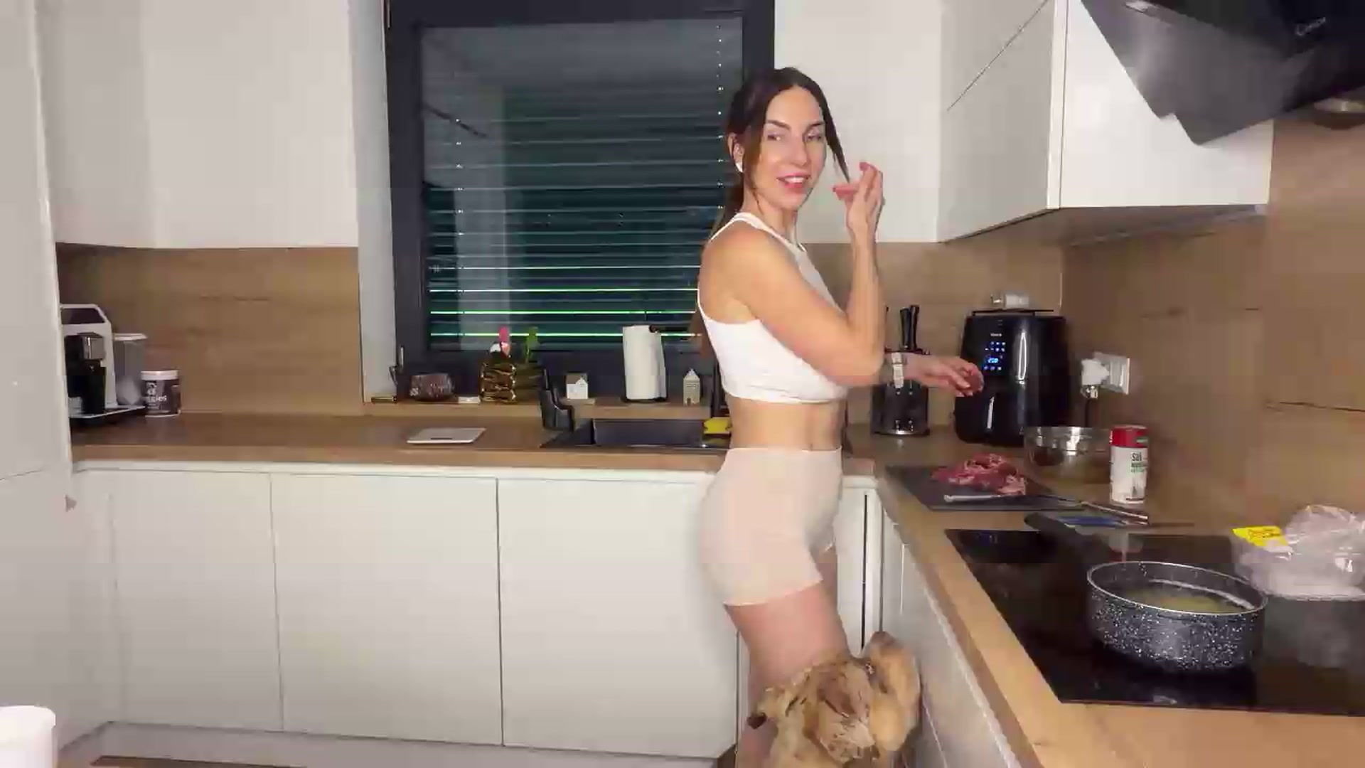 Gallery image thumbnail from IamTess's myfreecams stream on, 06/11/2026, 16:31 image 1 of 20