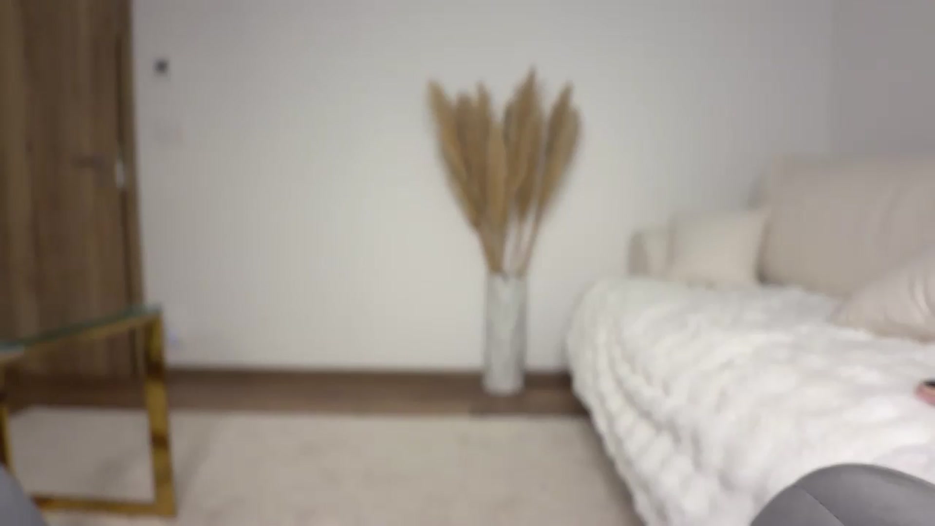 Gallery image thumbnail from IamTess's myfreecams stream on, 07/09/2026, 13:52 image 15 of 20