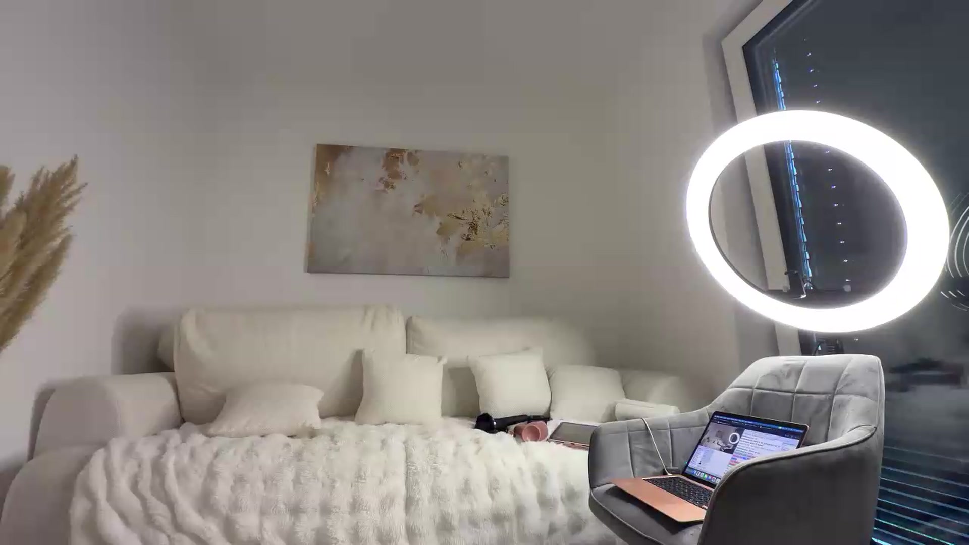 Gallery image thumbnail from IamTess's myfreecams stream on, 08/04/2026, 06:41 image 8 of 20