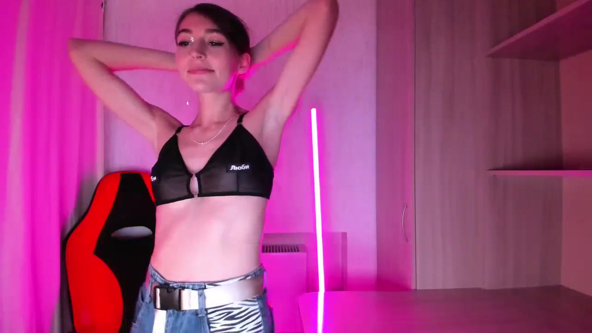 Gallery image thumbnail from Iam_Best's myfreecams stream on, 09/05/2023, 06:43 image 3 of 20