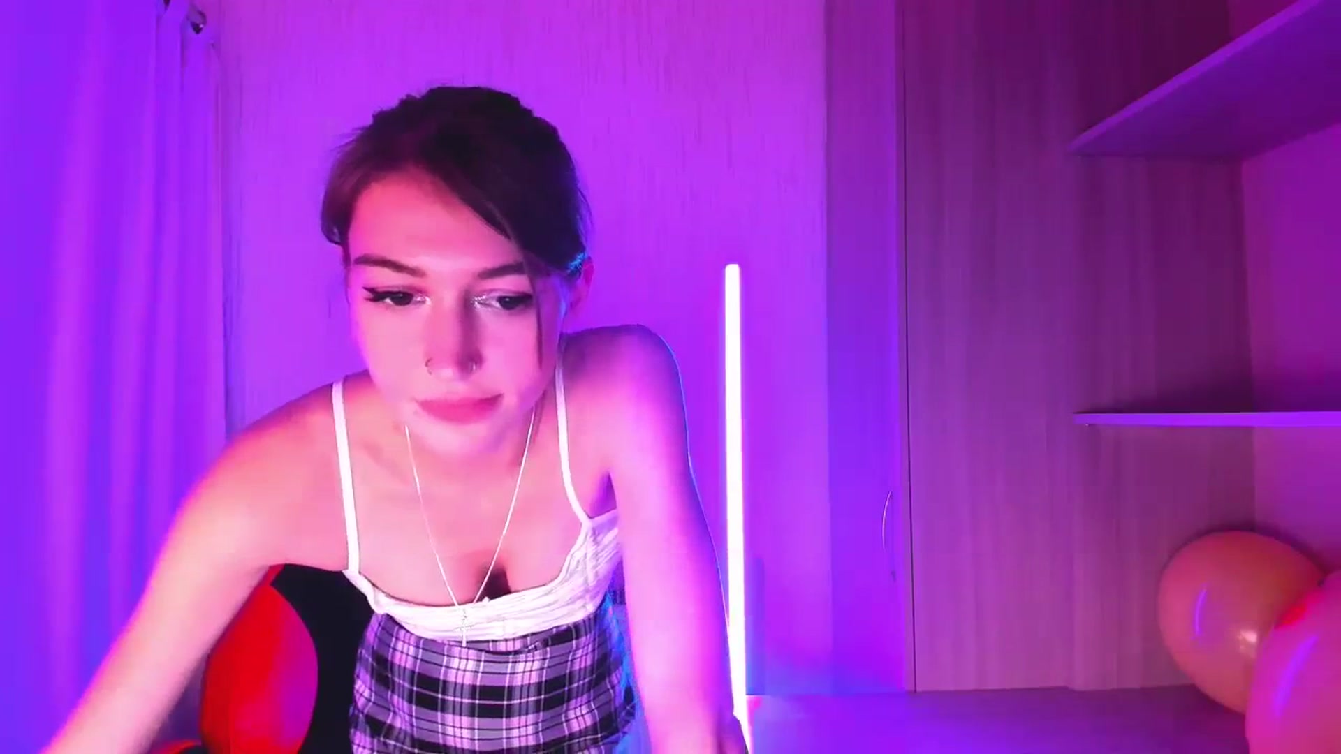 Gallery image thumbnail from Iam_Best's myfreecams stream on, 09/13/2023, 06:22 image 18 of 20