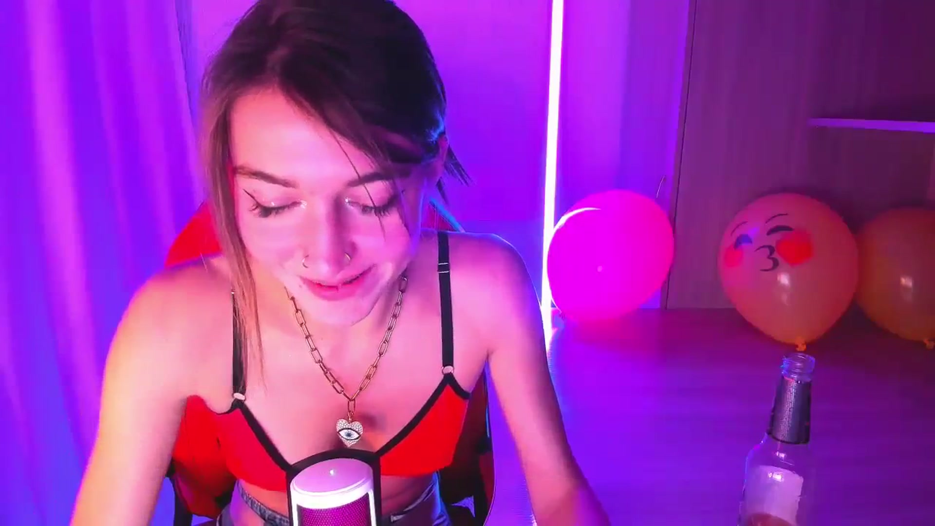 Gallery image thumbnail from Iam_Best's myfreecams stream on, 09/14/2023, 06:32 image 19 of 20