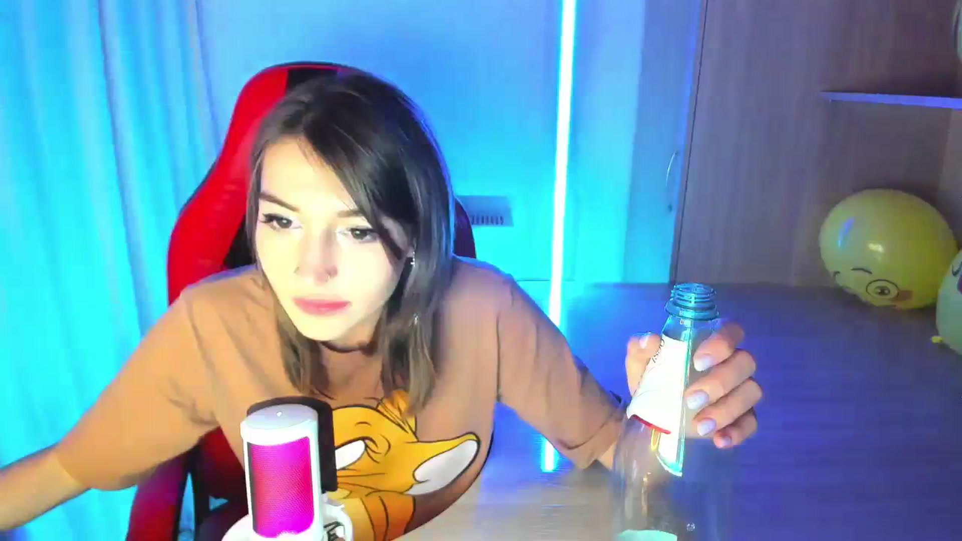 Gallery image thumbnail from Iam_Best's myfreecams stream on, 09/15/2023, 06:23 image 6 of 20