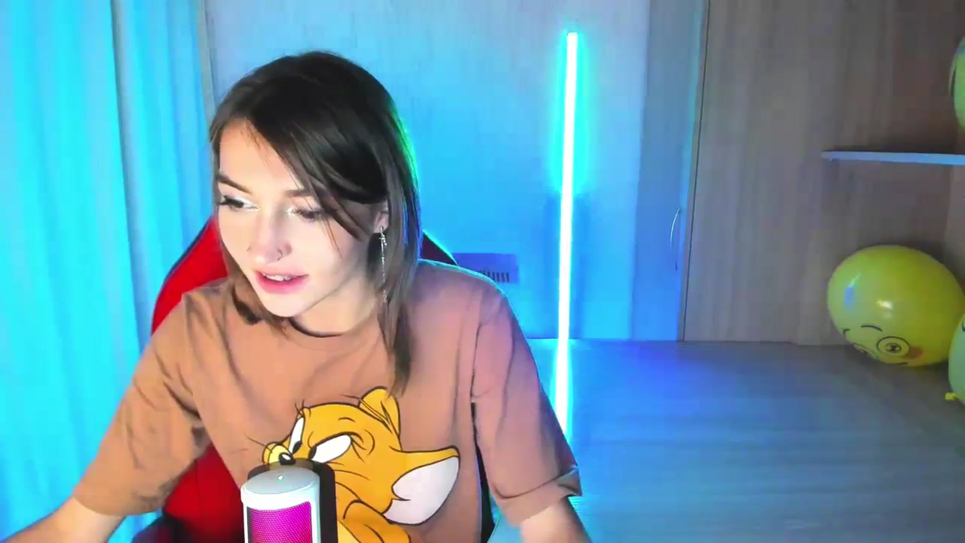 Gallery image thumbnail from Iam_Best's myfreecams stream on, 09/15/2023, 06:23 image 11 of 20