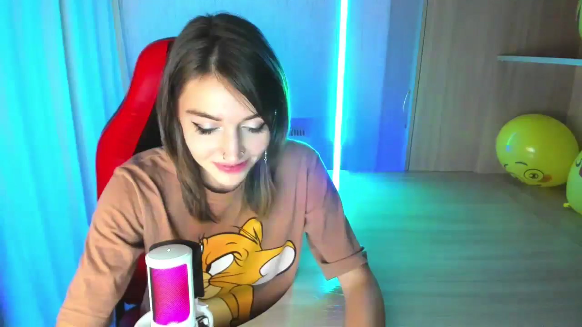 Gallery image thumbnail from Iam_Best's myfreecams stream on, 09/15/2023, 06:23 image 4 of 20