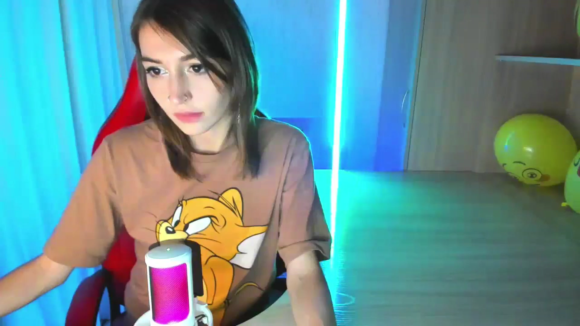 Gallery image thumbnail from Iam_Best's myfreecams stream on, 09/15/2023, 06:23 image 8 of 20