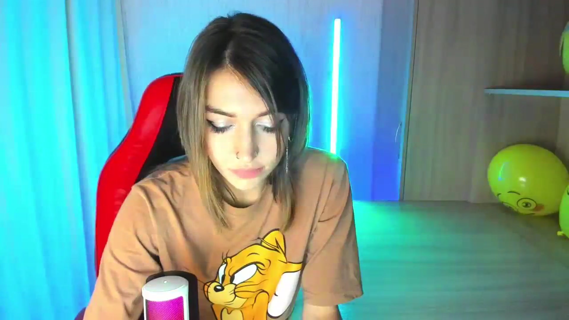 Gallery image thumbnail from Iam_Best's myfreecams stream on, 09/15/2023, 06:23 image 16 of 20