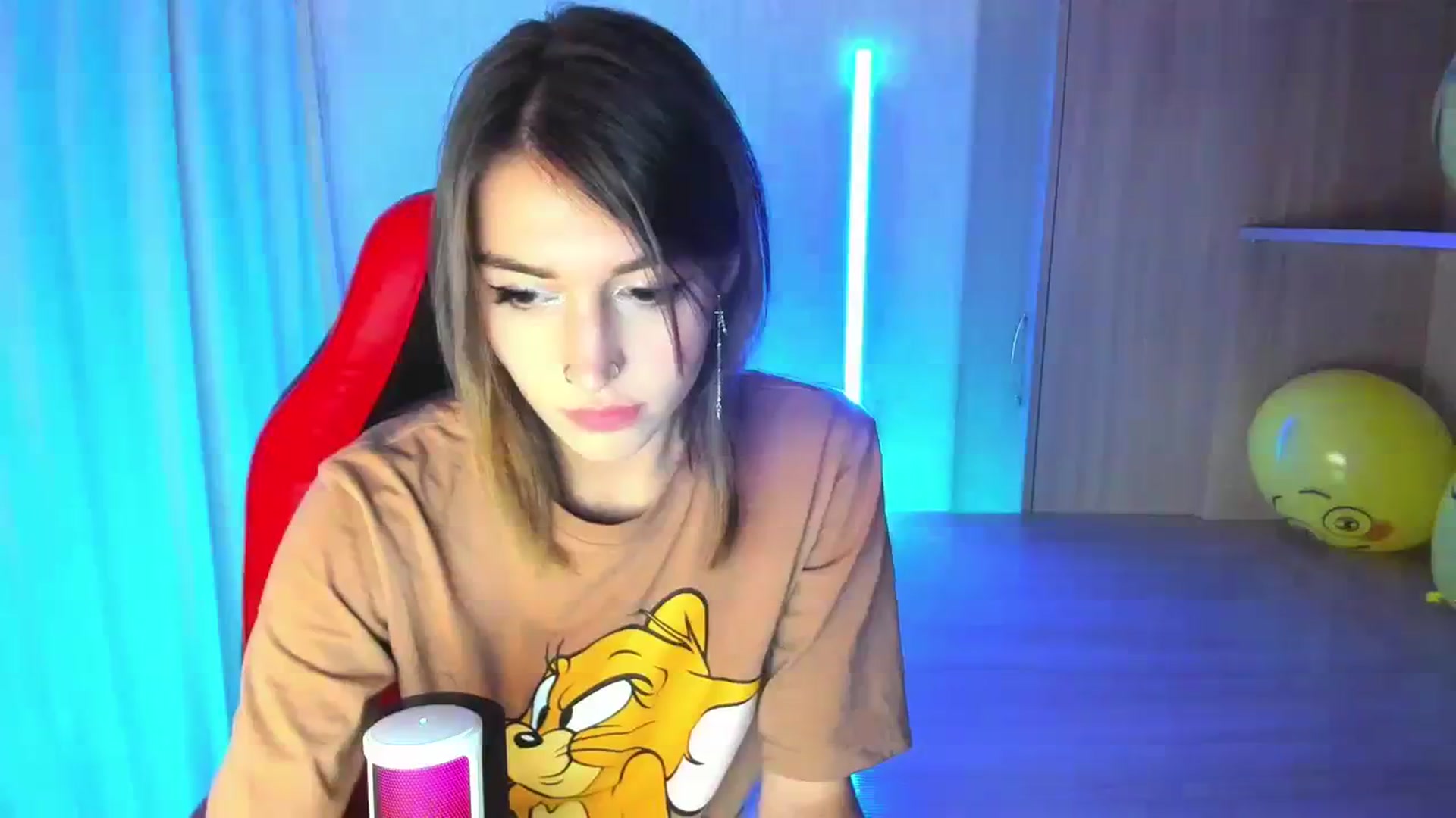 Gallery image thumbnail from Iam_Best's myfreecams stream on, 09/15/2023, 06:23 image 14 of 20