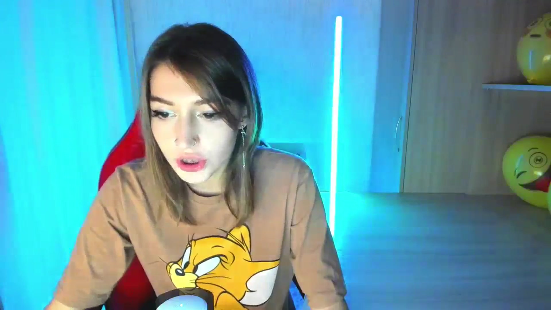 Gallery image thumbnail from Iam_Best's myfreecams stream on, 09/15/2023, 07:43 image 12 of 20