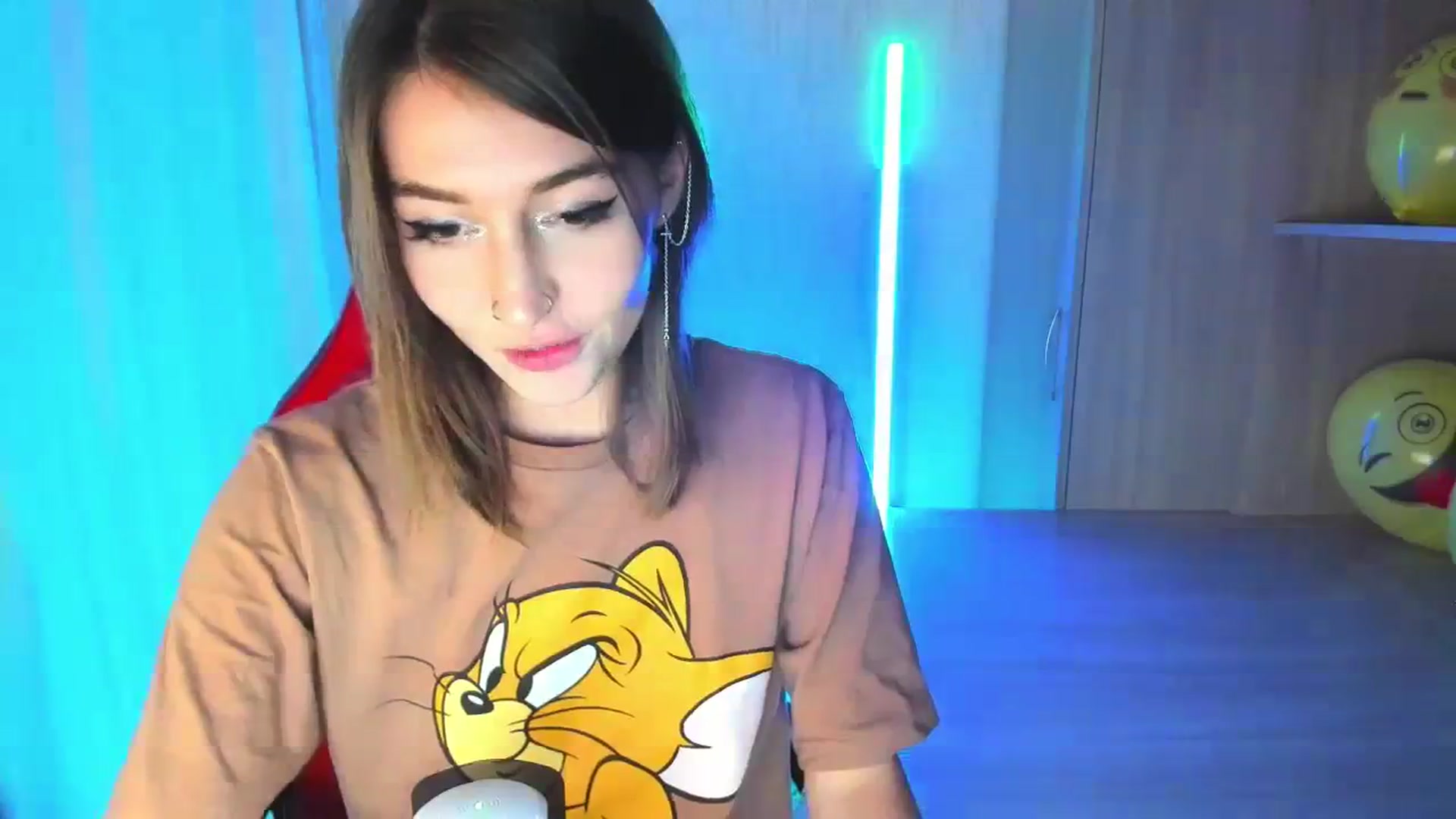 Gallery image thumbnail from Iam_Best's myfreecams stream on, 09/15/2023, 07:43 image 13 of 20