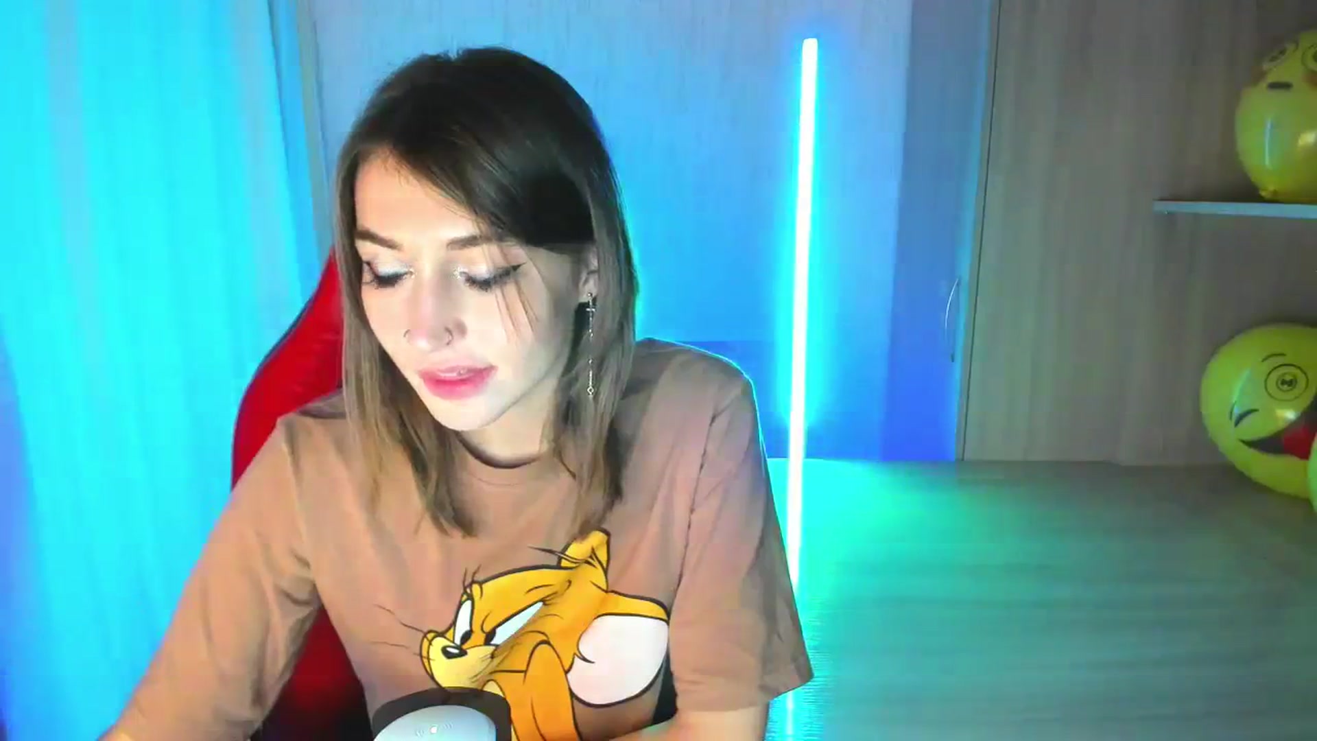 Gallery image thumbnail from Iam_Best's myfreecams stream on, 09/15/2023, 07:43 image 9 of 20