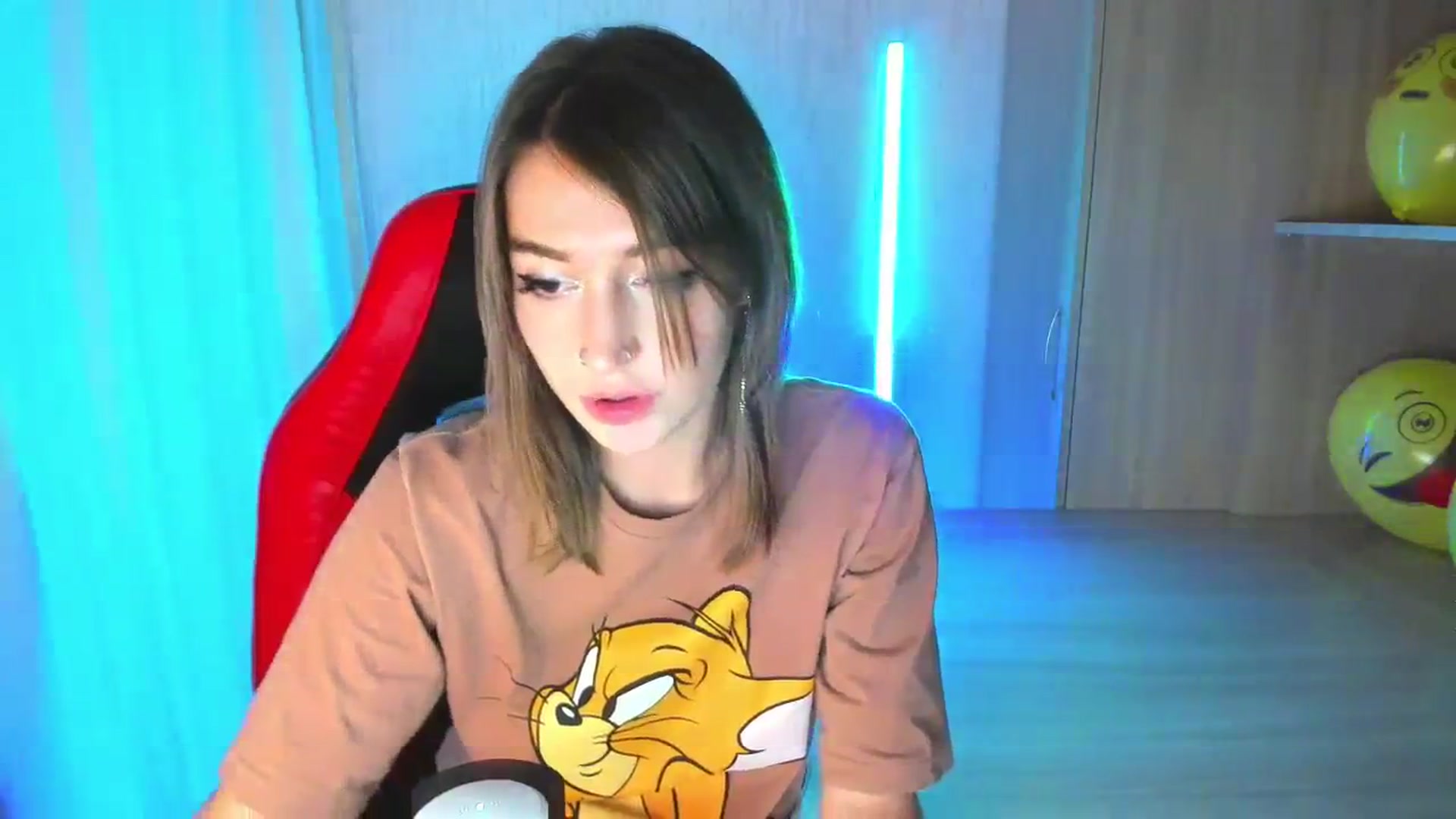 Gallery image thumbnail from Iam_Best's myfreecams stream on, 09/15/2023, 07:43 image 6 of 20