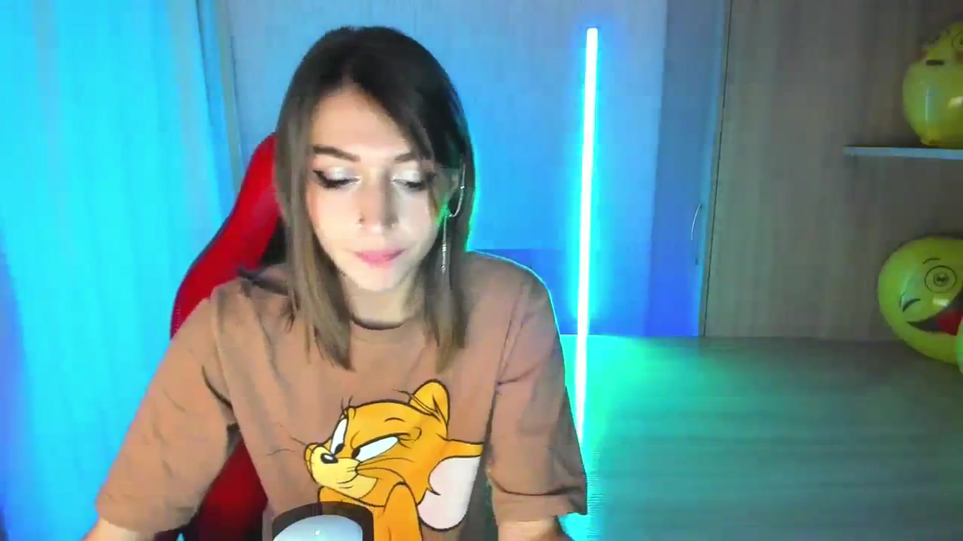 Gallery image thumbnail from Iam_Best's myfreecams stream on, 09/15/2023, 07:43 image 4 of 20