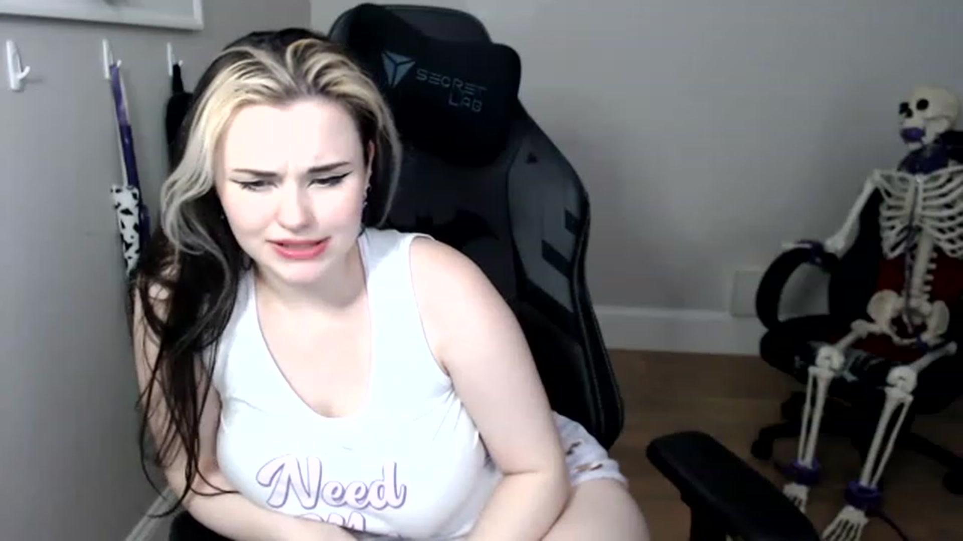 Gallery image thumbnail from Iam_MissTery's myfreecams stream on, 04/29/2023, 17:54 image 18 of 20