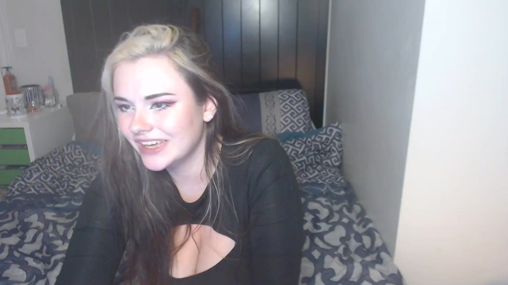 Gallery image thumbnail from Iam_MissTery's myfreecams stream on, 07/10/2023, 05:36 image 10 of 20