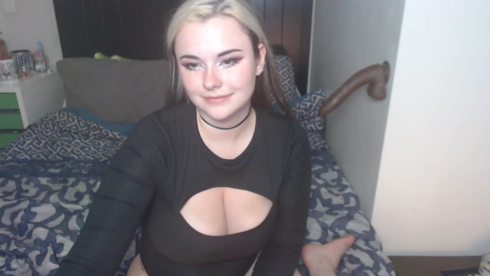Gallery image thumbnail from Iam_MissTery's myfreecams stream on, 07/10/2023, 06:38 image 2 of 20