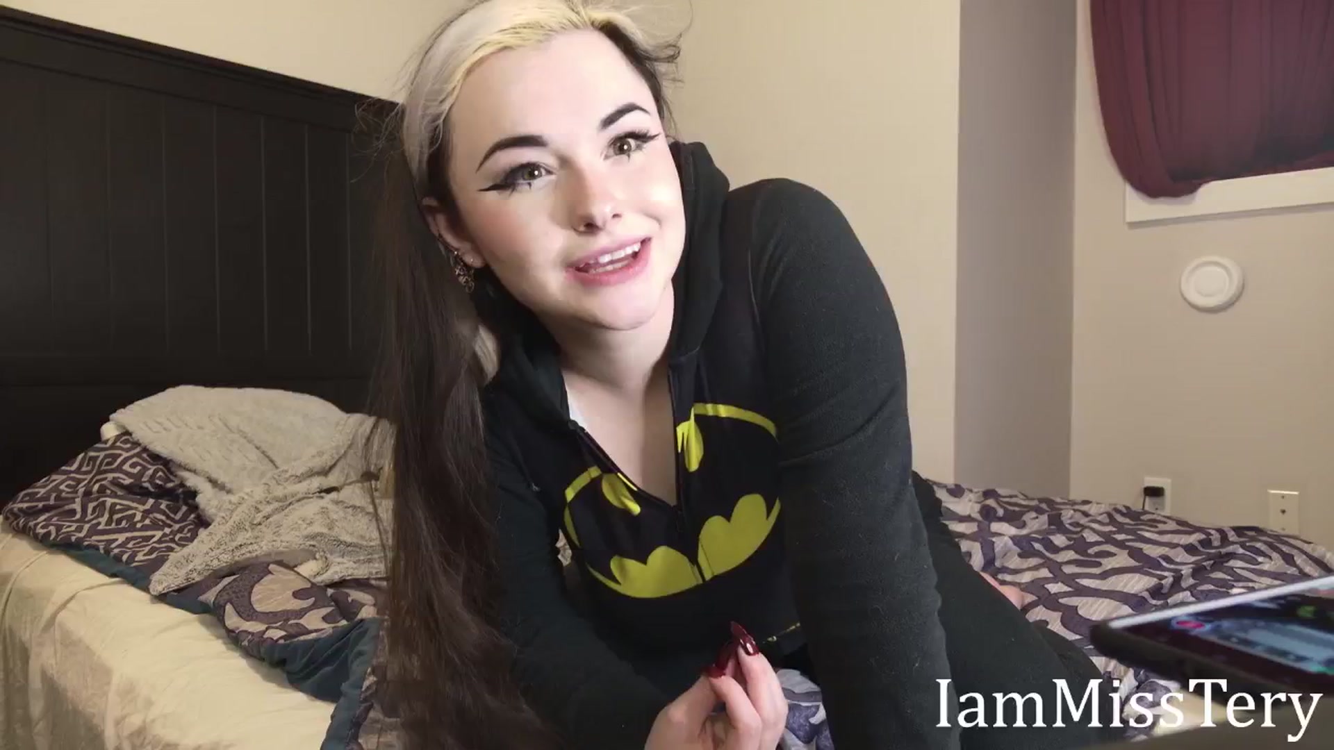 Gallery image thumbnail from Iam_MissTery's myfreecams stream on, 02/10/2025, 10:10 image 11 of 20