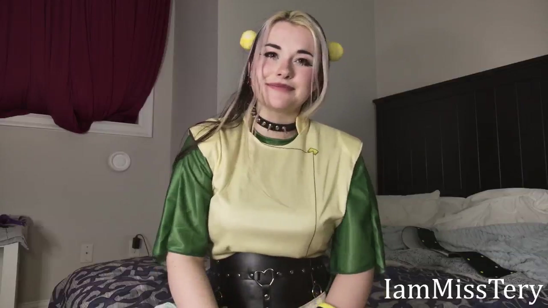 Gallery image thumbnail from Iam_MissTery's myfreecams stream on, 02/19/2025, 16:16 image 9 of 20