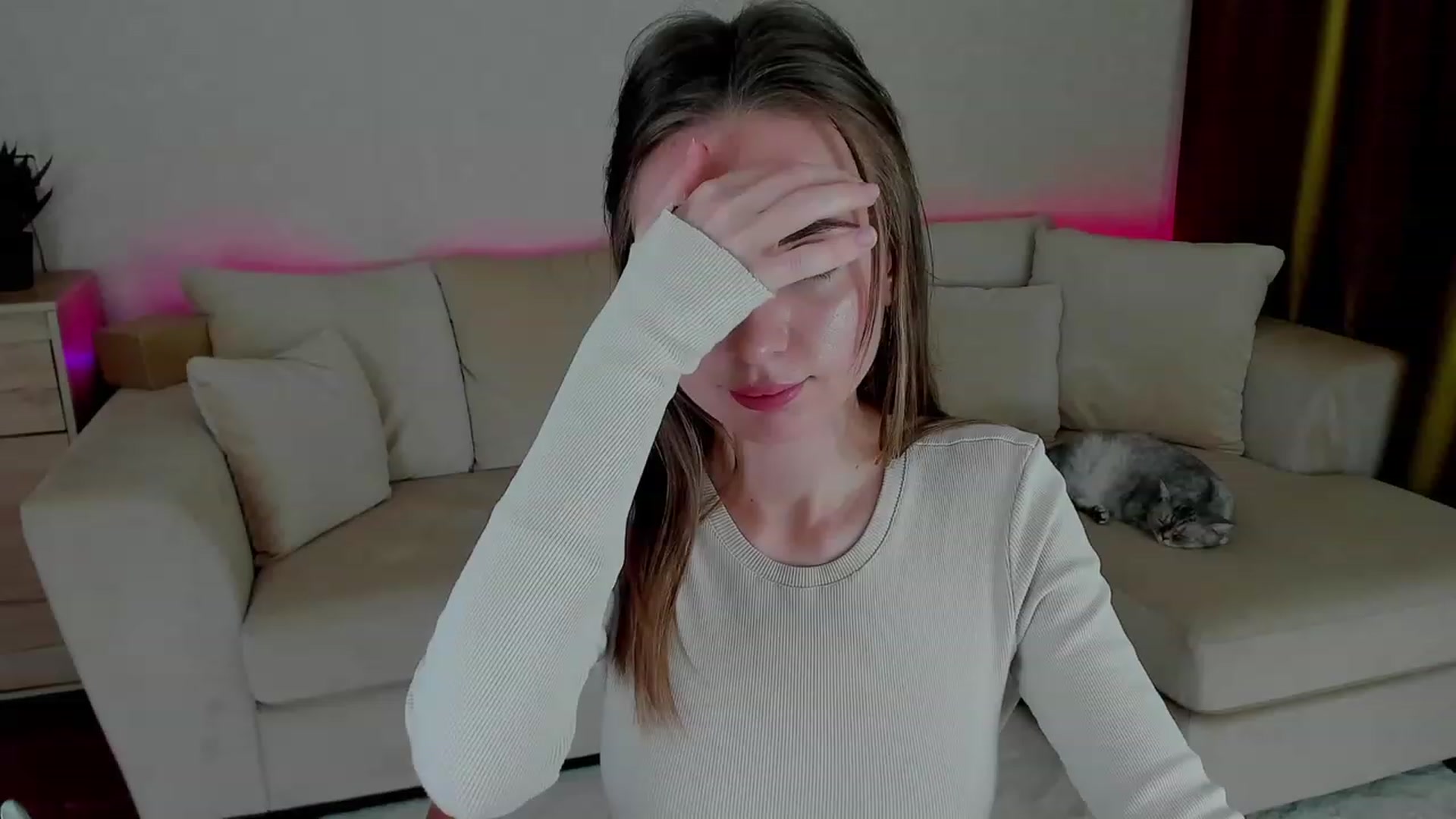 Gallery image thumbnail from Iam_Sasha's myfreecams stream on, 11/17/2022, 07:56 image 6 of 20