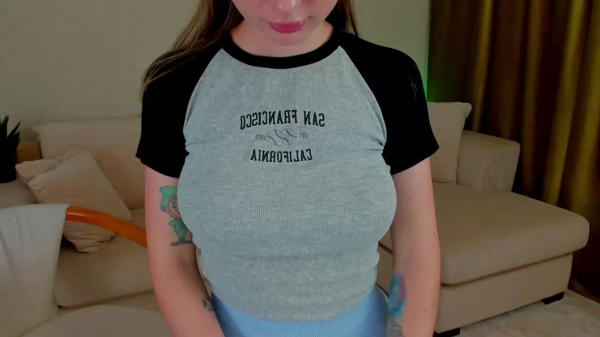 Gallery image thumbnail from Iam_Sasha's myfreecams stream on, 11/29/2022, 12:59 image 5 of 20