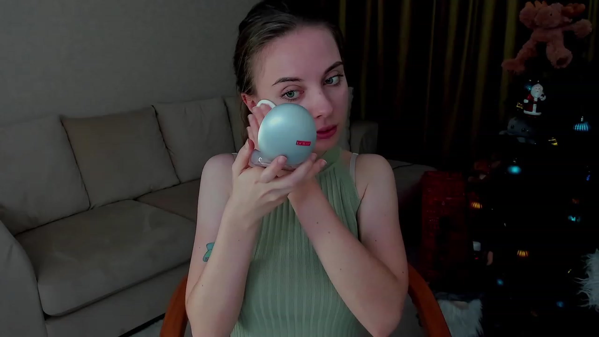 Gallery image thumbnail from Iam_Sasha's myfreecams stream on, 12/25/2022, 10:44 image 20 of 20
