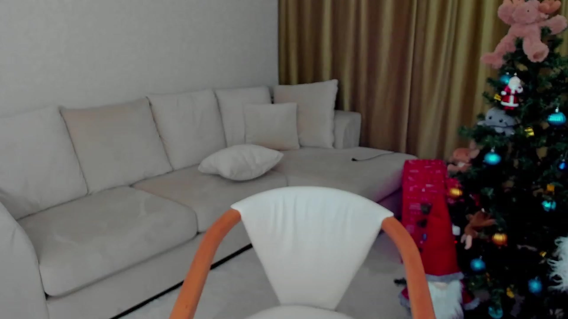 Gallery image thumbnail from Iam_Sasha's myfreecams stream on, 12/25/2022, 13:33 image 6 of 20