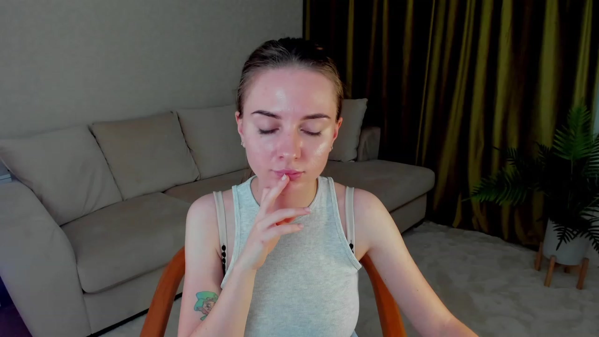 Gallery image thumbnail from Iam_Sasha's myfreecams stream on, 01/02/2023, 09:34 image 6 of 20