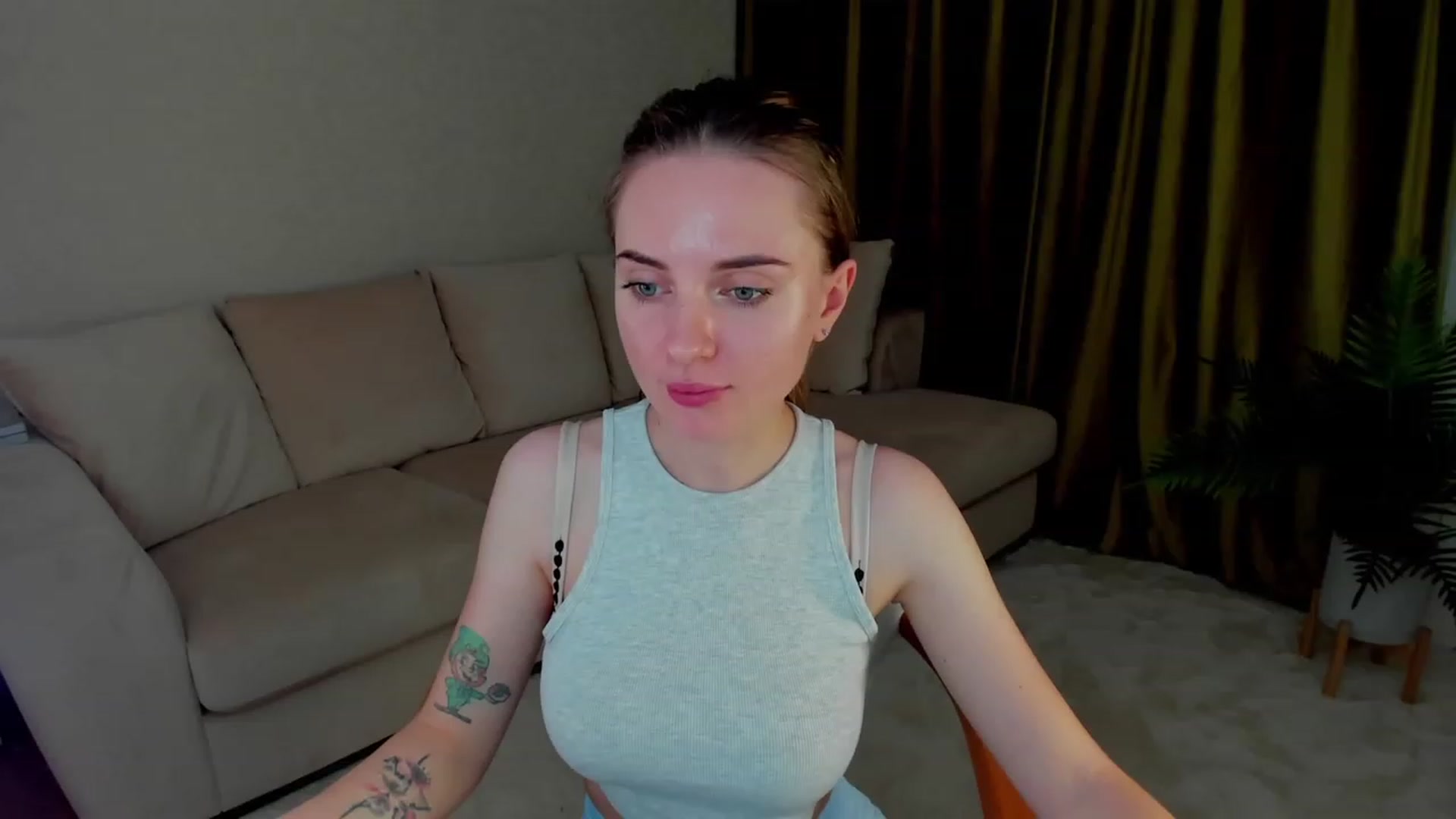 Gallery image thumbnail from Iam_Sasha's myfreecams stream on, 01/02/2023, 09:34 image 4 of 20