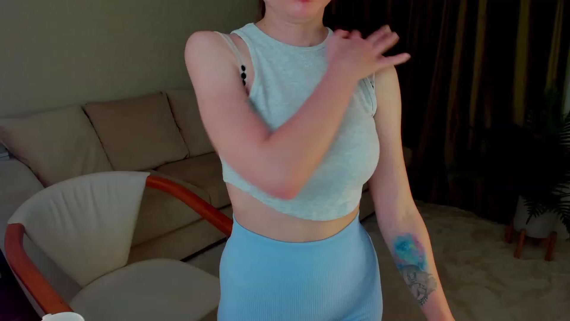 Gallery image thumbnail from Iam_Sasha's myfreecams stream on, 01/02/2023, 10:37 image 8 of 20