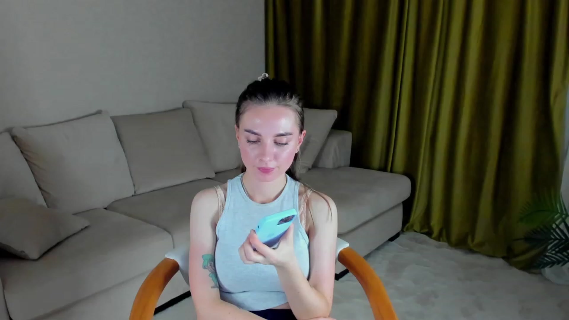 Gallery image thumbnail from Iam_Sasha's myfreecams stream on, 02/14/2023, 09:53 image 20 of 20