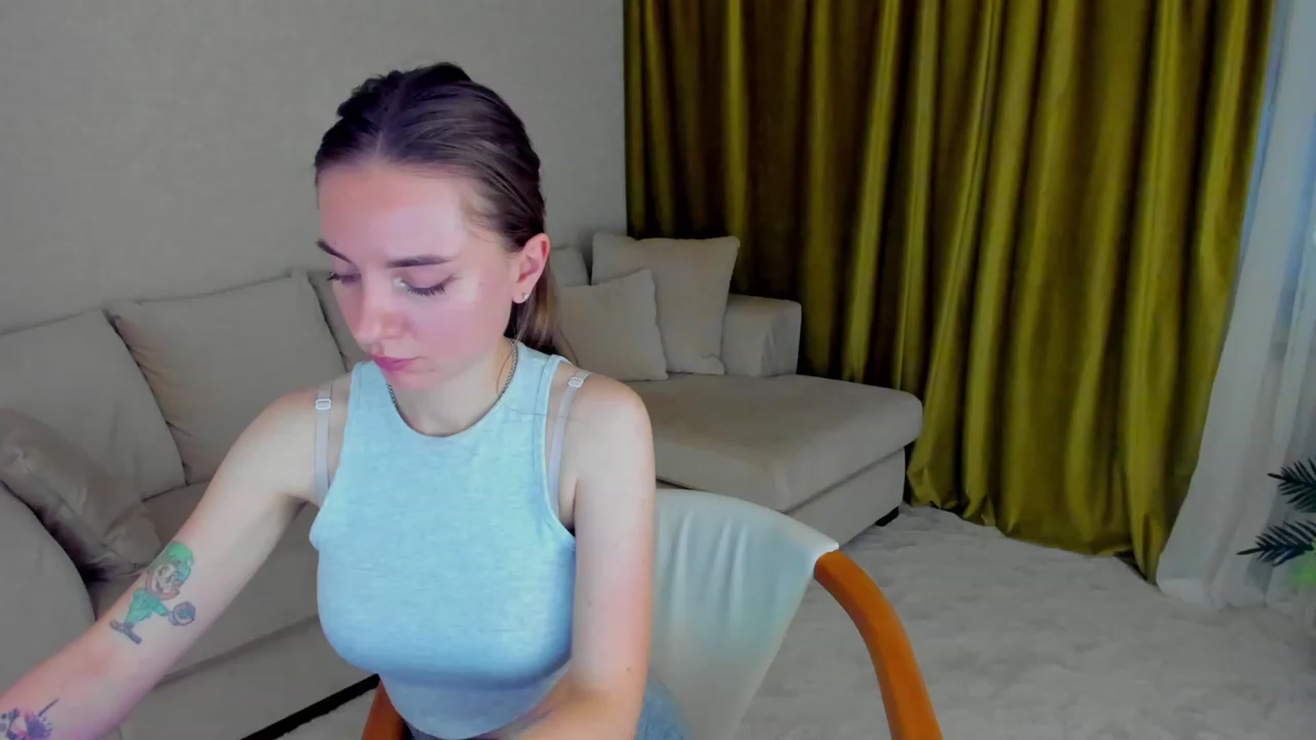 Gallery image thumbnail from Iam_Sasha's myfreecams stream on, 02/16/2023, 09:35 image 19 of 20