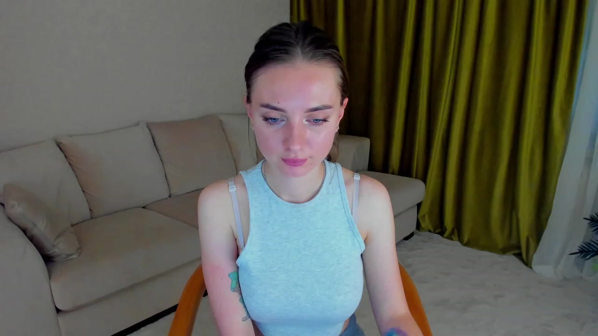 Gallery image thumbnail from Iam_Sasha's myfreecams stream on, 02/16/2023, 10:03 image 12 of 20