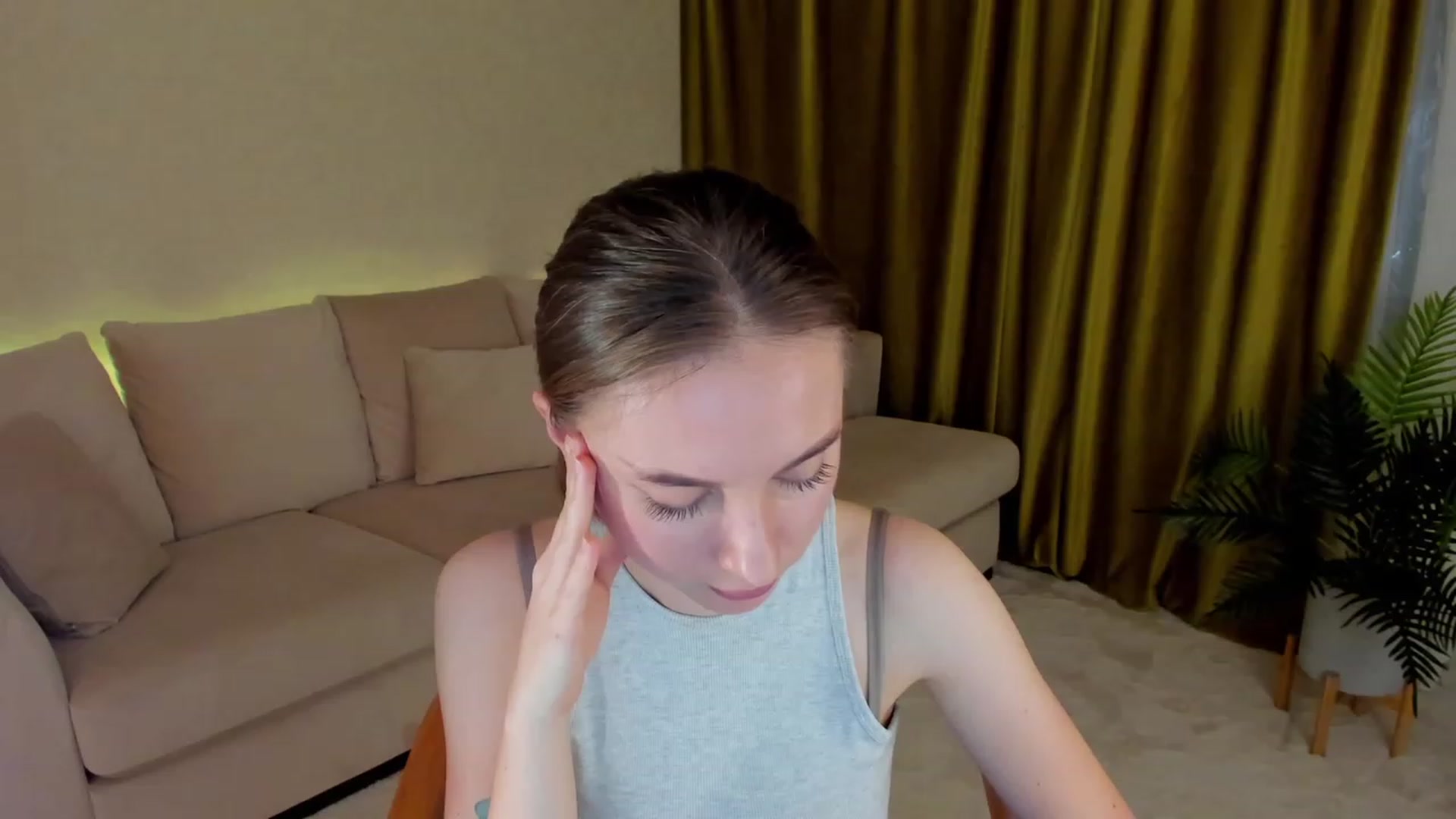 Gallery image thumbnail from Iam_Sasha's myfreecams stream on, 02/17/2023, 09:06 image 15 of 20
